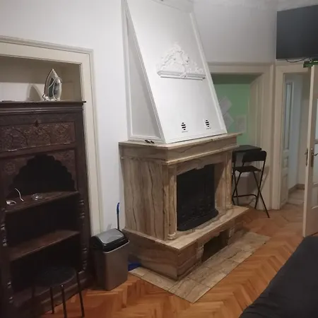 Guest house Cozy House *